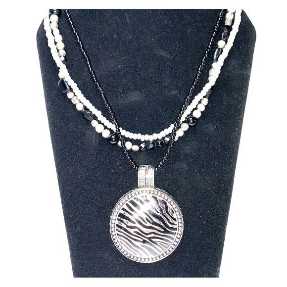 Premier Designs Jewelry - Premier design necklace
